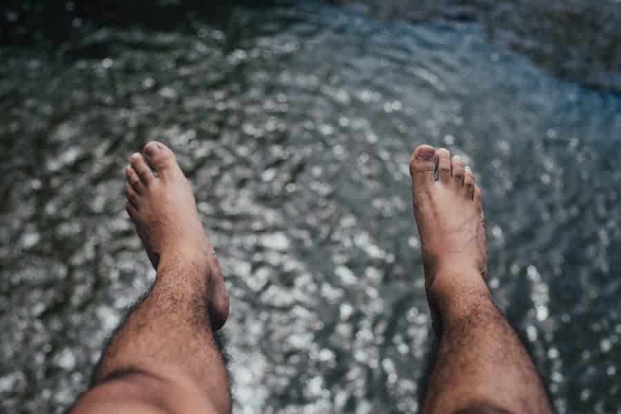5 simple routines to keep your feet healthy
